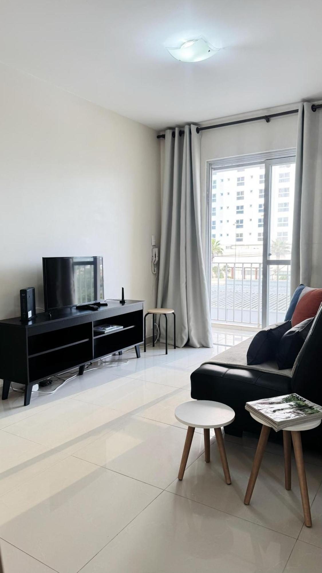 Apartamento Apto Espacoso Ao Lado Do Oceanic Aquarium E Perto Do Parque Unipraiais Com Garagem